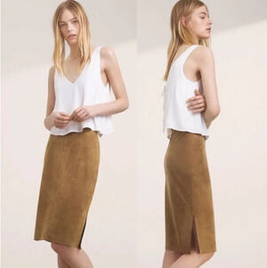 Wilfred Free Aritzia • Vegan Suede Lis Skirt